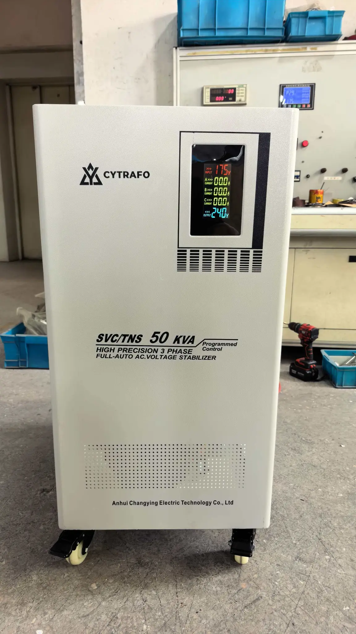 SVC/TNS 50kVA Three-Phase Servo Voltage Stabilizer Internal structure and production inspection